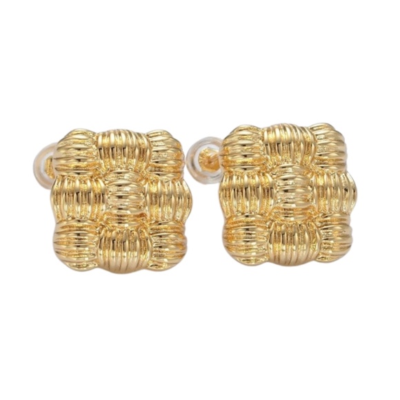 NEW 24K Gold Filled Puffy Quilt Design Stud Earrings - Picture 4 of 4